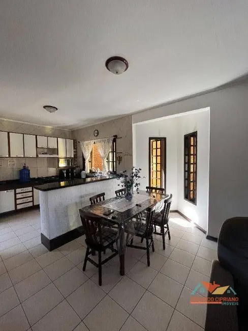 Foto 4 de Casa com 2 quartos à venda, 103m2 em Indaiá, Caraguatatuba - SP
