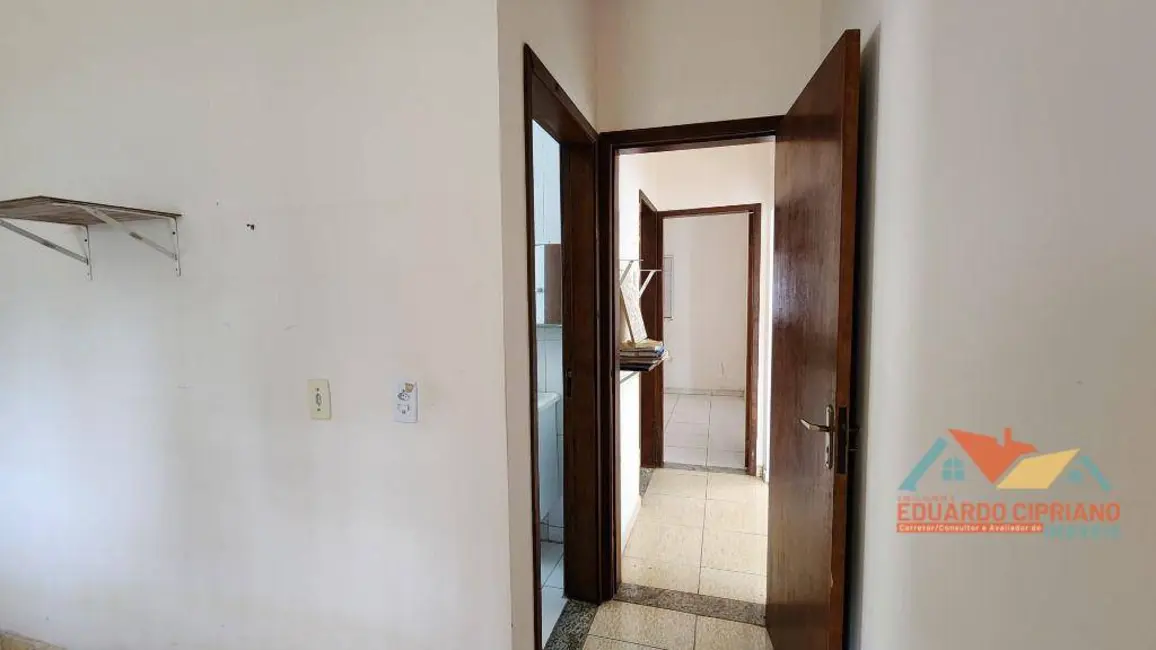 Casa com 3 quartos à venda, 270m2 em Massaguaçu, Caraguatatuba - SP - imagem 4 Foto 4 de Casa com 3 quartos à venda, 270m2 em Massaguaçu, Caraguatatuba - SP