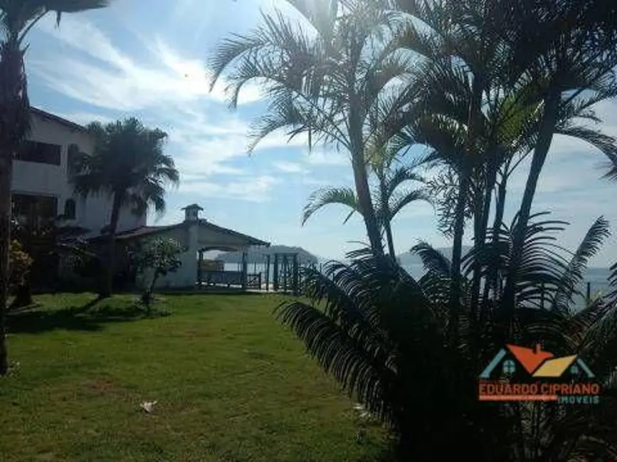 Foto 8 de Sobrado com 8 quartos à venda, 1560m2 em Massaguaçu, Caraguatatuba - SP