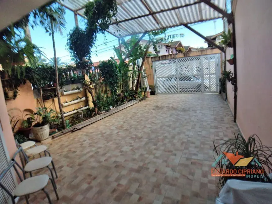 Foto 2 de Casa com 5 quartos à venda, 180m2 em Massaguaçu, Caraguatatuba - SP