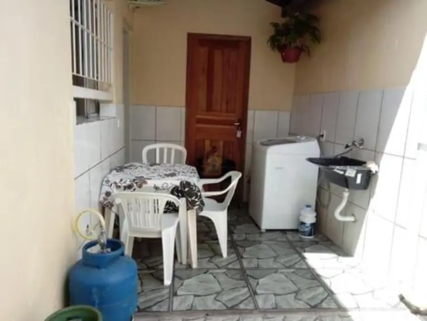 Foto 5 de Casa com 2 quartos à venda, 184m2 em Massaguaçu, Caraguatatuba - SP