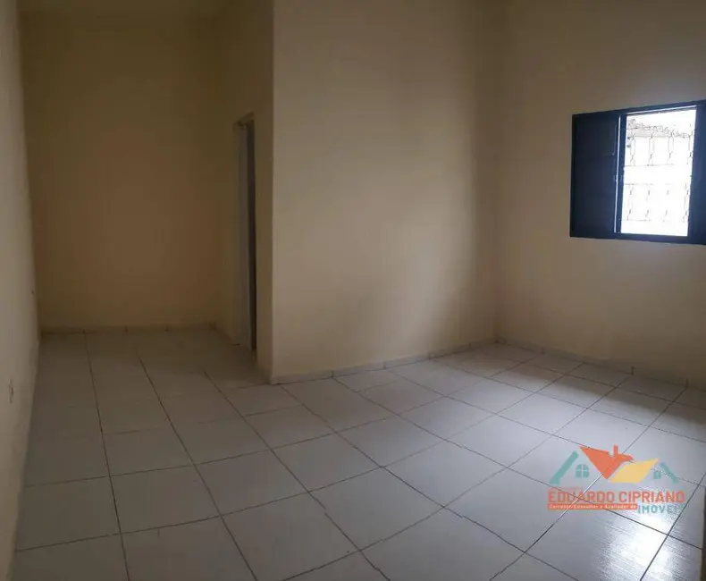 Foto 6 de Casa com 2 quartos à venda, 168m2 em Caraguatatuba - SP
