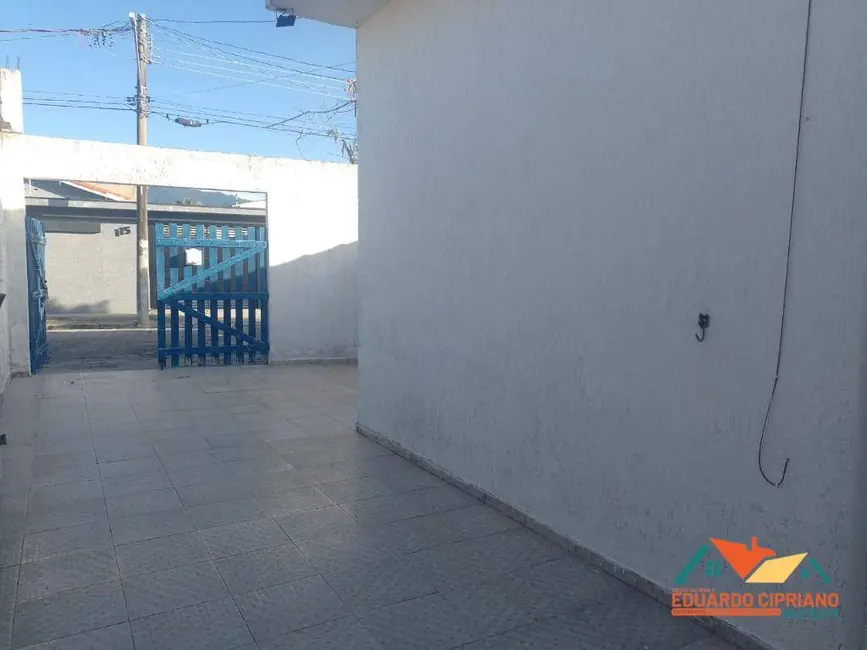 Foto 1 de Casa com 2 quartos à venda, 168m2 em Caraguatatuba - SP