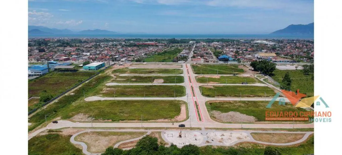 Foto 1 de Terreno / Lote à venda, 150m2 em Travessão, Caraguatatuba - SP