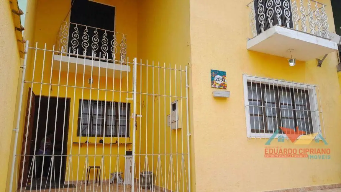 Foto 2 de Sobrado com 3 quartos à venda, 178m2 em Pontal de Santa Marina, Caraguatatuba - SP