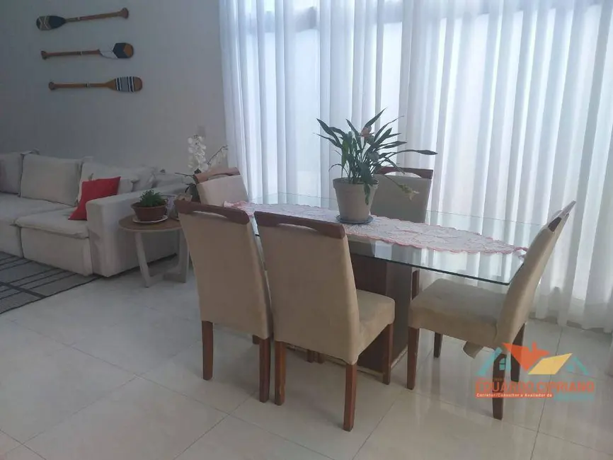 Casa com 3 quartos à venda, 270m2 em Massaguaçu, Caraguatatuba - SP - imagem 8 Foto 8 de Casa com 3 quartos à venda, 270m2 em Massaguaçu, Caraguatatuba - SP