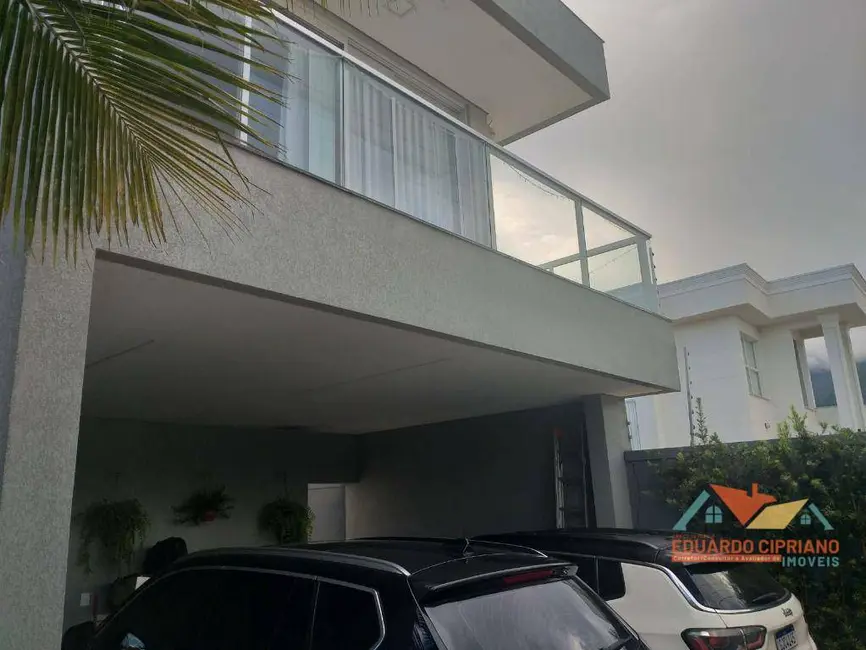 Foto 2 de Casa com 3 quartos à venda, 270m2 em Massaguaçu, Caraguatatuba - SP