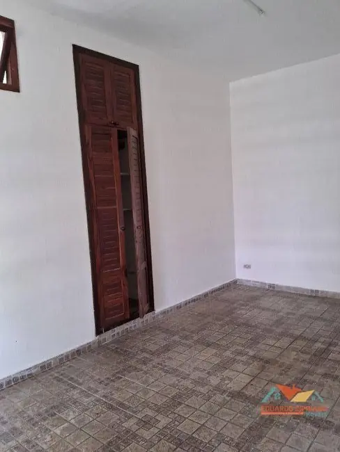 Foto 1 de Casa com 3 quartos à venda e para alugar, 920m2 em Indaiá, Caraguatatuba - SP