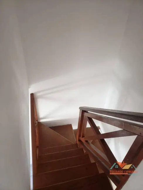 Foto 2 de Casa de Condomínio com 2 quartos para alugar, 85m2 em Prainha, Caraguatatuba - SP