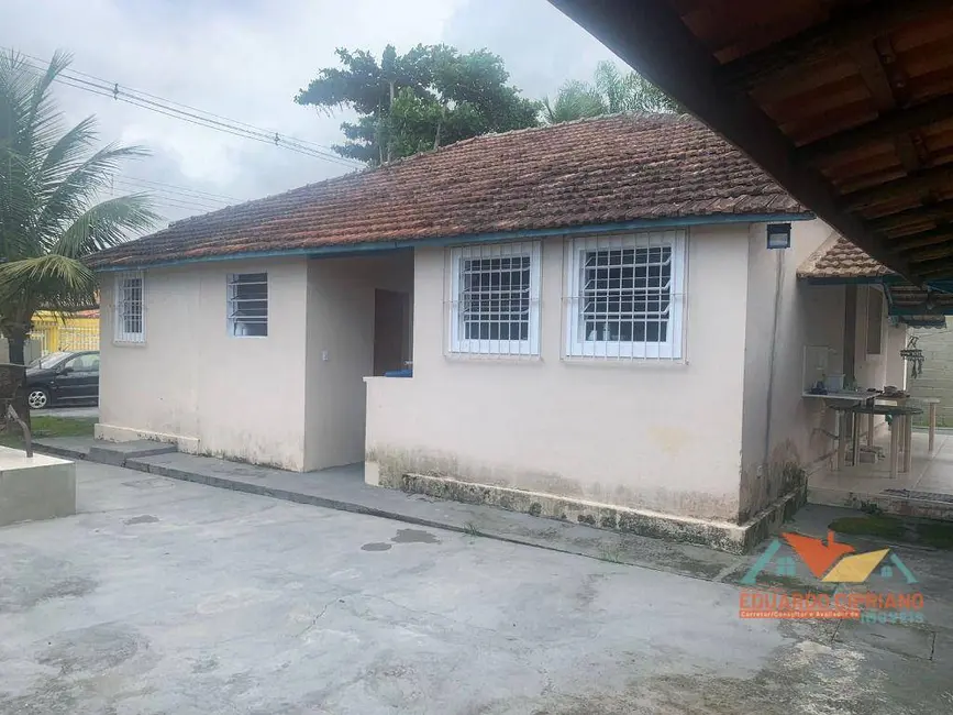 Foto 7 de Casa com 5 quartos à venda, 560m2 em Balneário Copacabana, Caraguatatuba - SP