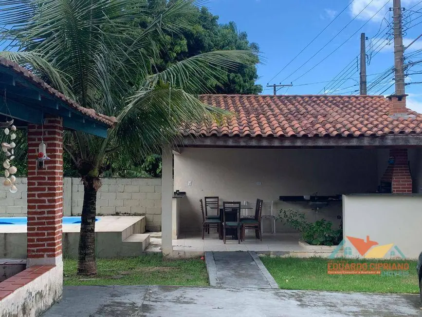 Foto 5 de Casa com 5 quartos à venda, 560m2 em Balneário Copacabana, Caraguatatuba - SP