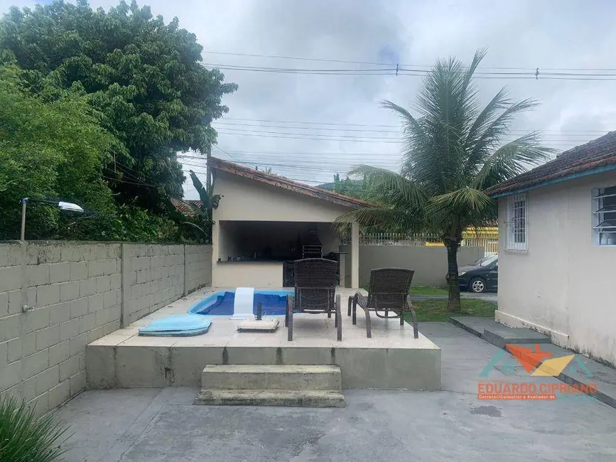 Foto 1 de Casa com 5 quartos à venda, 560m2 em Balneário Copacabana, Caraguatatuba - SP