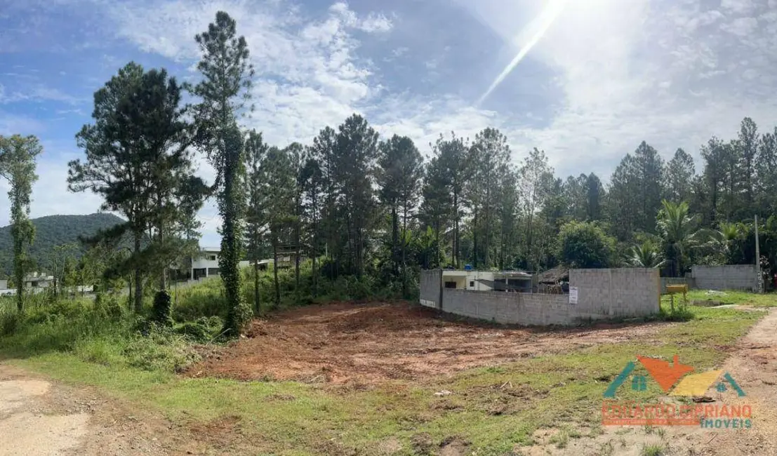 Foto 3 de Terreno / Lote à venda, 498m2 em Capricórnio II, Caraguatatuba - SP