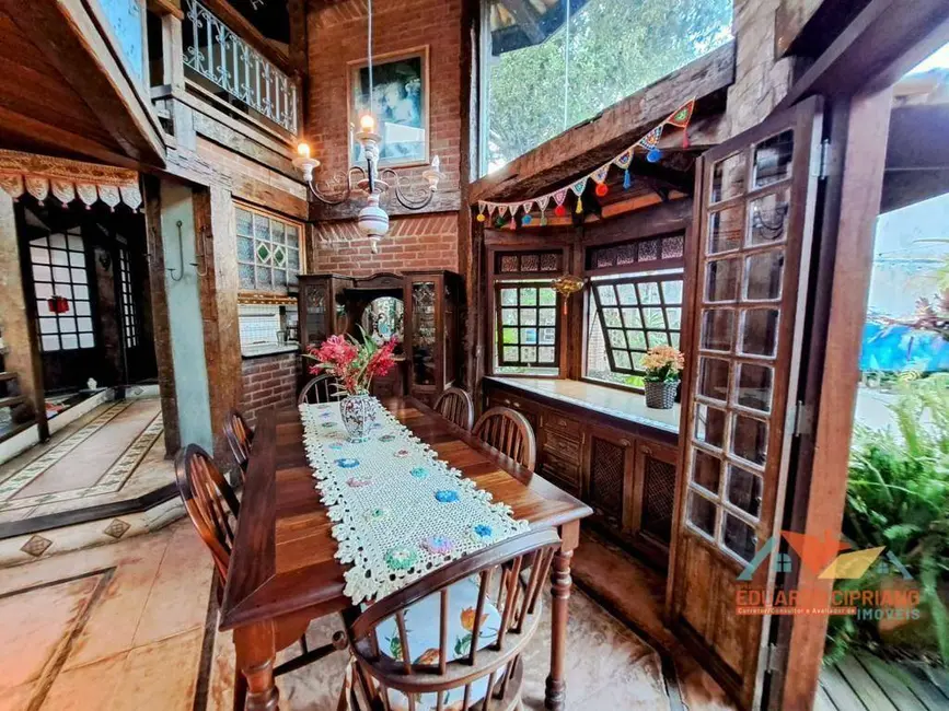 Foto 6 de Casa com 5 quartos à venda, 720m2 em Sao Sebastiao - SP