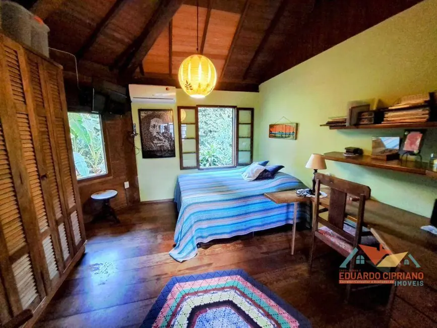 Foto 1 de Casa com 5 quartos à venda, 720m2 em Sao Sebastiao - SP