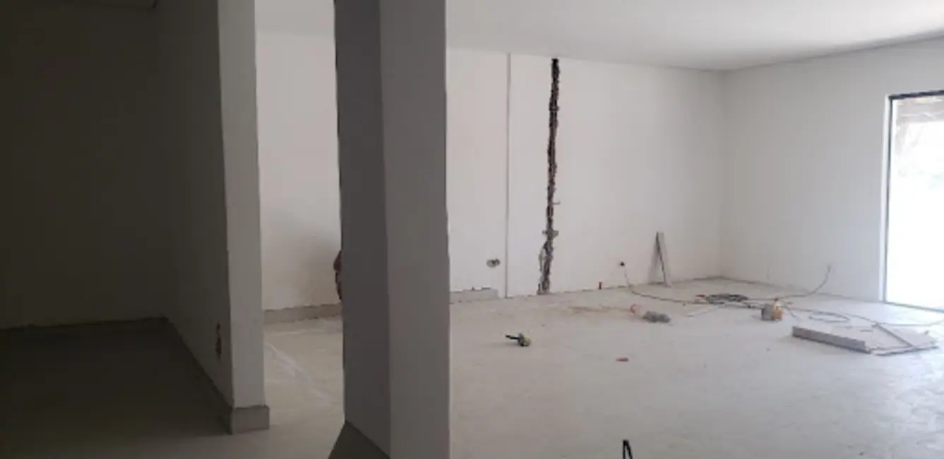 Foto 6 de Loja para alugar, 103m2 em Caraguatatuba - SP