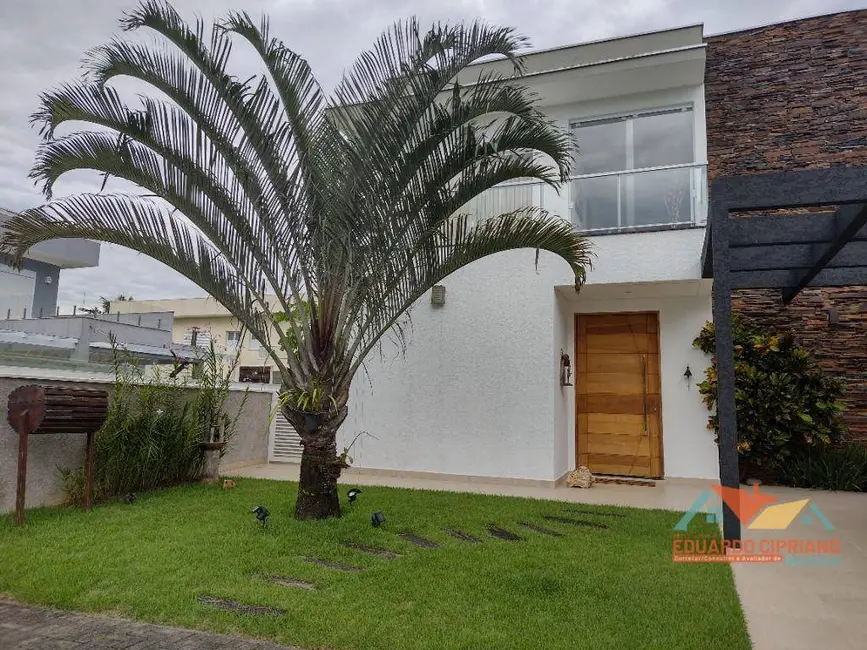 Foto 1 de Sobrado com 4 quartos à venda, 353m2 em Costa Nova, Caraguatatuba - SP