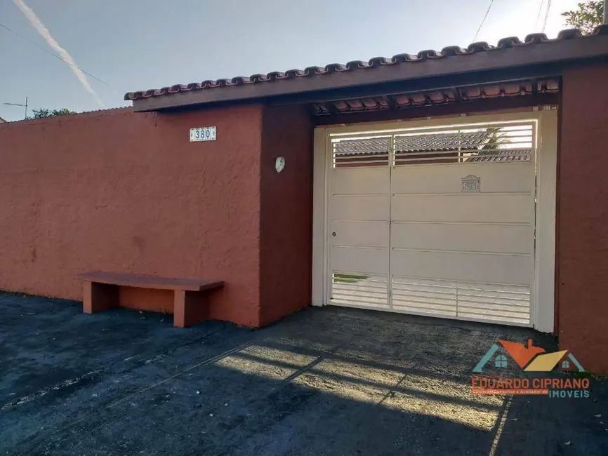 Foto 3 de Casa com 3 quartos à venda, 150m2 em Parque Balneário Poiares, Caraguatatuba - SP