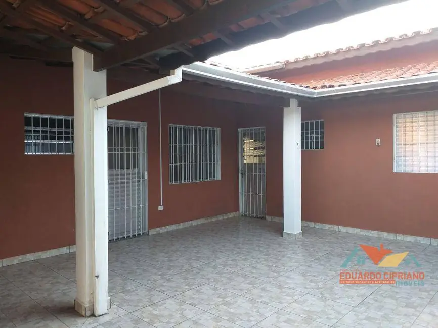 Foto 5 de Casa com 3 quartos à venda, 150m2 em Parque Balneário Poiares, Caraguatatuba - SP