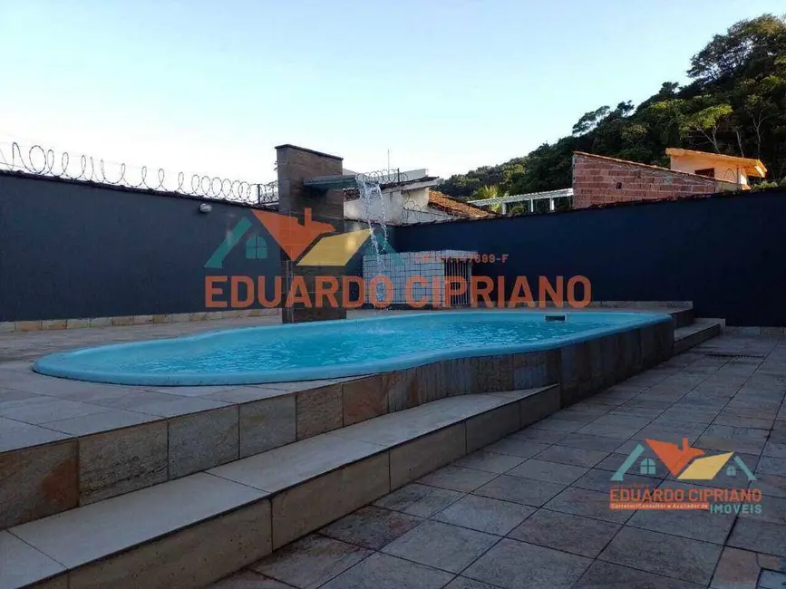 Foto 1 de Casa com 3 quartos à venda, 309m2 em Massaguaçu, Caraguatatuba - SP
