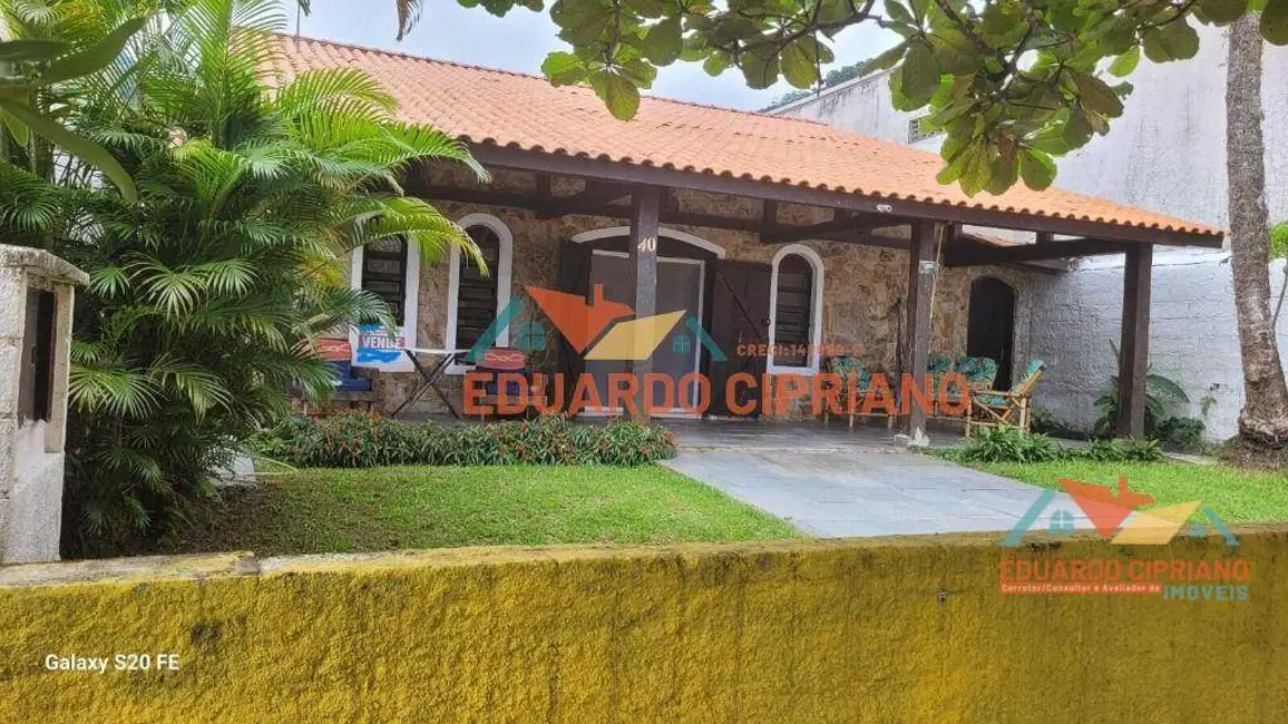 Foto 1 de Casa com 3 quartos à venda, 270m2 em Caraguatatuba - SP