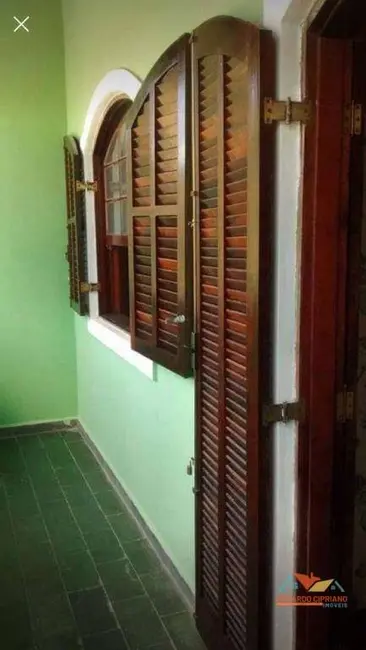 Foto 2 de Casa com 2 quartos para alugar em Massaguaçu, Caraguatatuba - SP