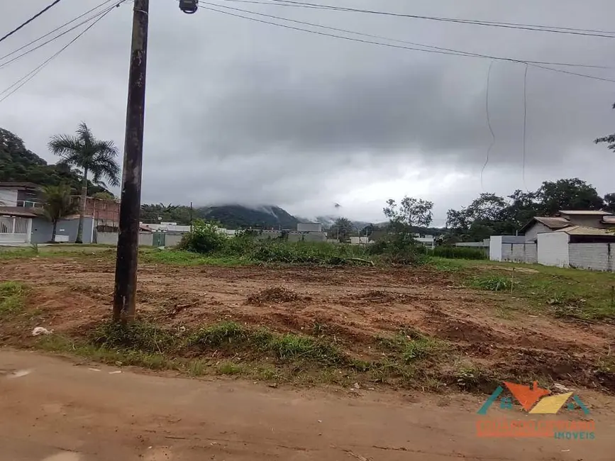 Foto 2 de Terreno / Lote à venda, 850m2 em Massaguaçu, Caraguatatuba - SP