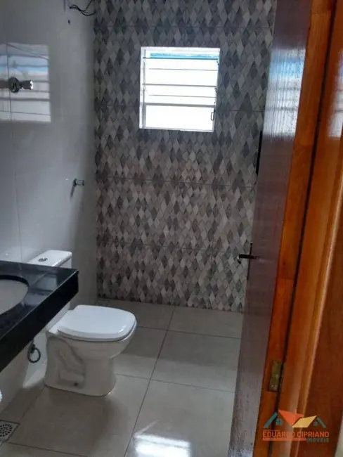 Foto 8 de Casa com 2 quartos à venda, 125m2 em Massaguaçu, Caraguatatuba - SP