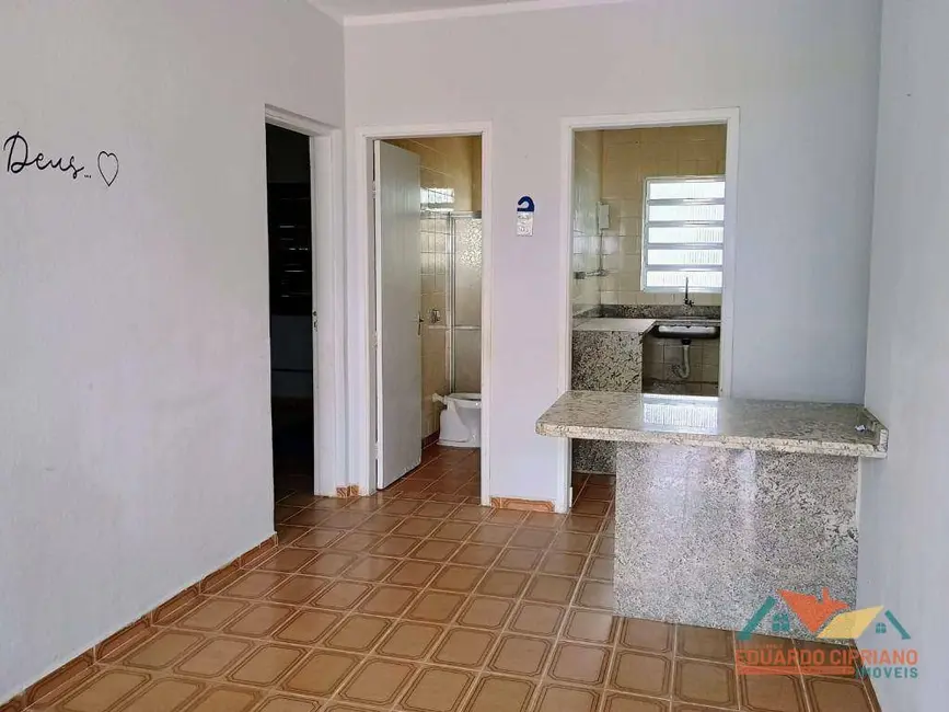 Foto 2 de Casa com 1 quarto para alugar, 55m2 em Massaguaçu, Caraguatatuba - SP