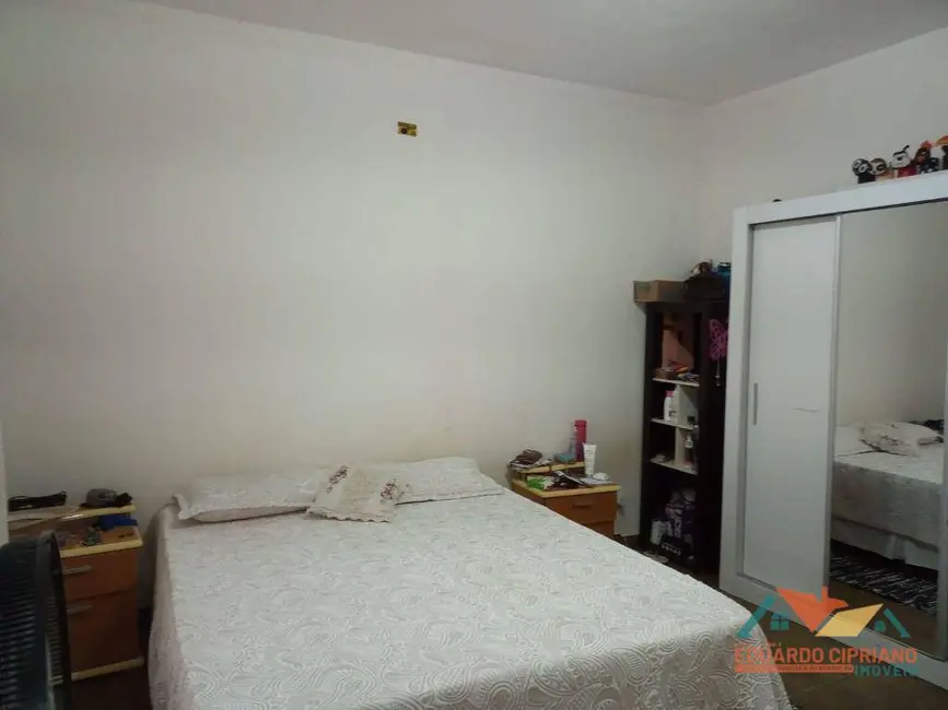 Foto 6 de Casa com 3 quartos à venda, 854m2 em Caraguatatuba - SP