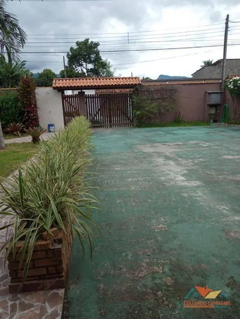 Foto 5 de Casa com 3 quartos à venda, 854m2 em Caraguatatuba - SP