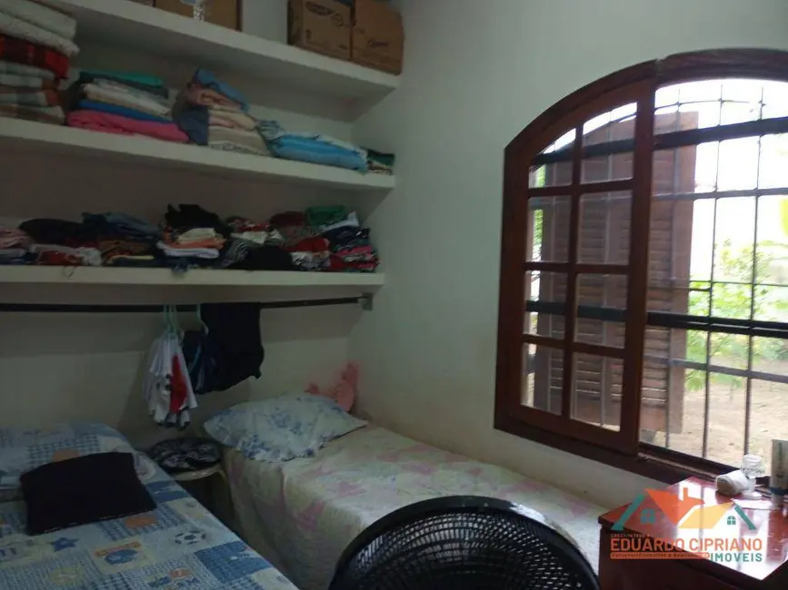 Foto 7 de Casa com 3 quartos à venda, 854m2 em Caraguatatuba - SP