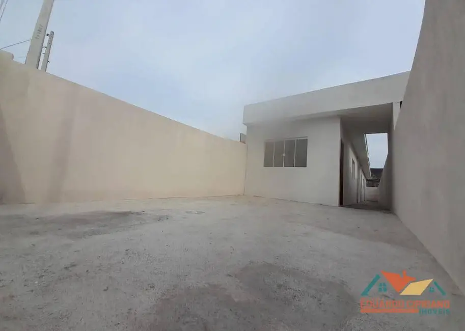 Foto 2 de Casa com 3 quartos à venda, 170m2 em Praia das Palmeiras, Caraguatatuba - SP