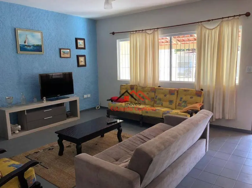 Foto 3 de Casa com 4 quartos à venda e para alugar, 258m2 em Jardim Adalgisa, Caraguatatuba - SP