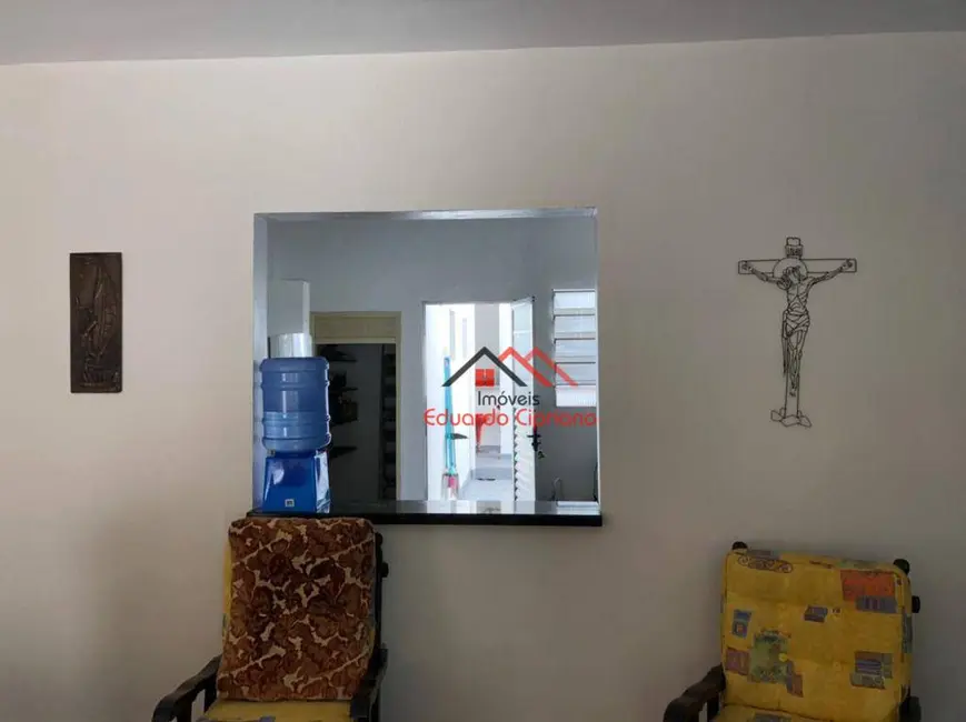 Foto 5 de Casa com 4 quartos à venda e para alugar, 258m2 em Jardim Adalgisa, Caraguatatuba - SP