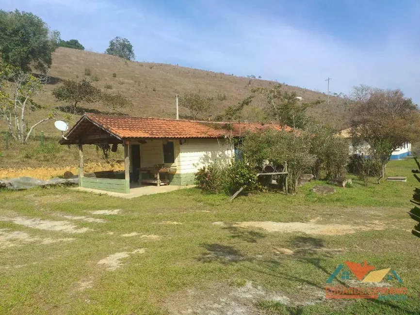 Sítio / Rancho com 2 quartos à venda, 44606m2 em Paraibuna - SP - imagem 4 Foto 4 de Sítio / Rancho com 2 quartos à venda, 44606m2 em Paraibuna - SP