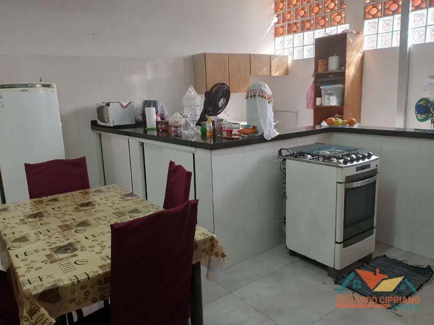 Foto 7 de Casa com 2 quartos à venda, 125m2 em Caraguatatuba - SP