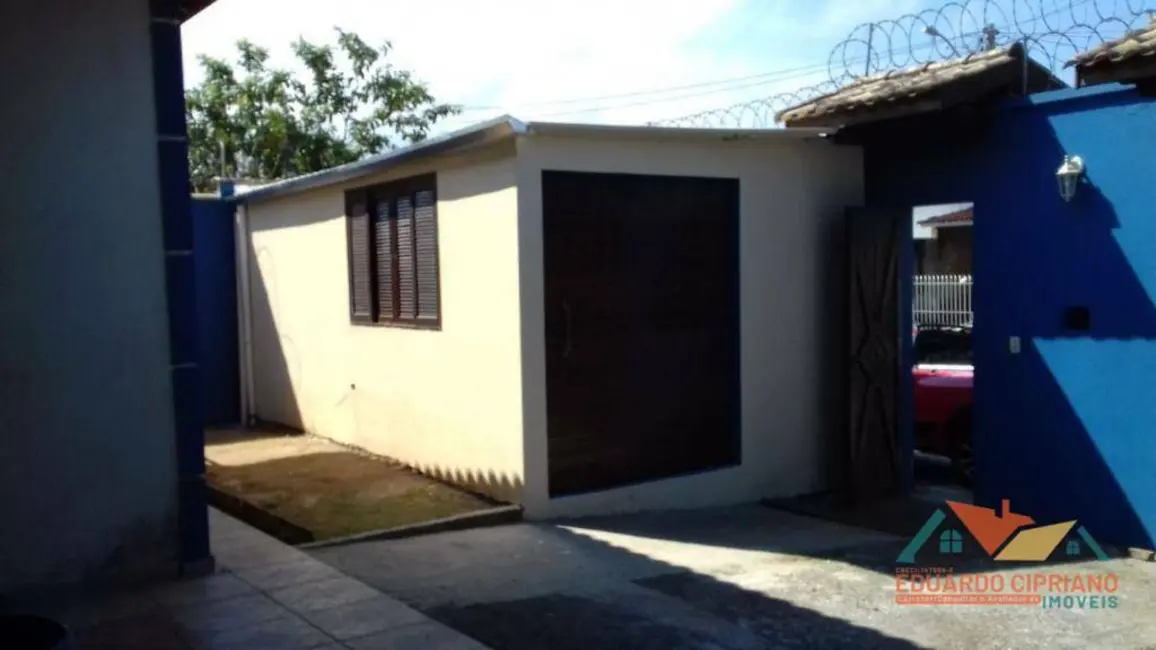 Foto 7 de Casa com 3 quartos à venda e para alugar, 500m2 em Caraguatatuba - SP