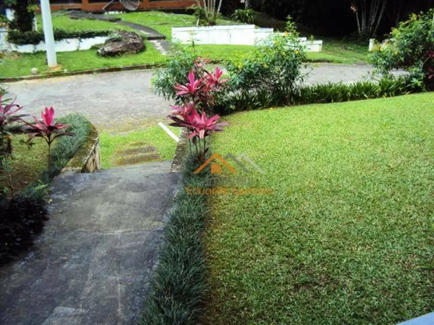 Foto 5 de Terreno / Lote à venda, 403m2 em Massaguaçu, Caraguatatuba - SP