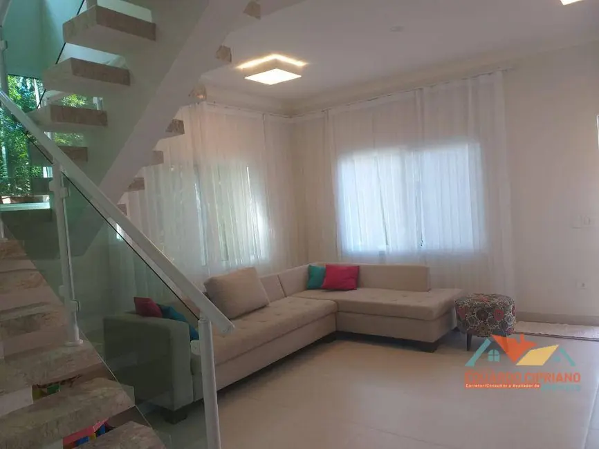 Foto 5 de Casa de Condomínio com 4 quartos à venda, 384m2 em Massaguaçu, Caraguatatuba - SP