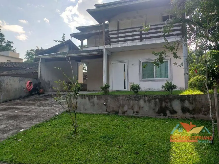 Foto 3 de Casa de Condomínio com 4 quartos à venda, 384m2 em Massaguaçu, Caraguatatuba - SP