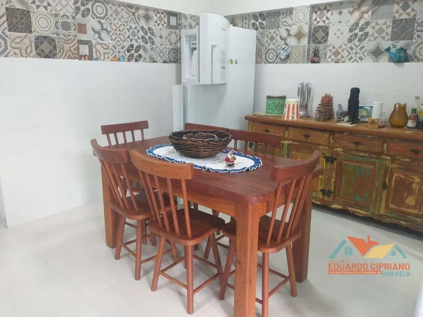 Foto 9 de Casa de Condomínio com 4 quartos à venda, 384m2 em Massaguaçu, Caraguatatuba - SP