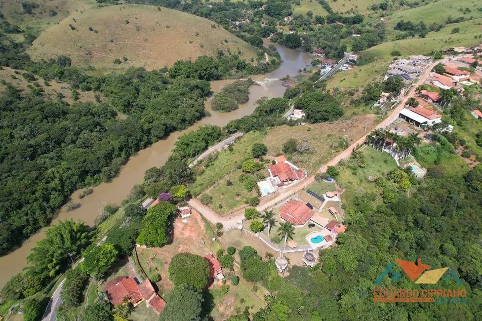 Terreno / Lote à venda, 2715m2 em Paraibuna - SP - imagem 7 Foto 7 de Terreno / Lote à venda, 2715m2 em Paraibuna - SP