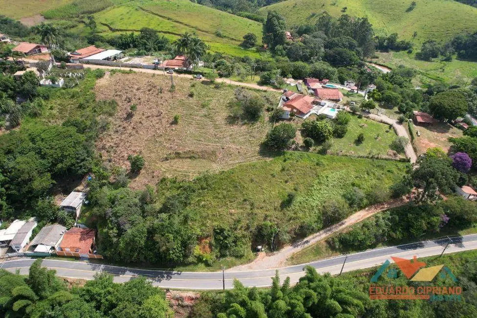Terreno / Lote à venda, 2715m2 em Paraibuna - SP - imagem 6 Foto 6 de Terreno / Lote à venda, 2715m2 em Paraibuna - SP
