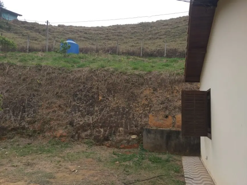 Chácara com 2 quartos à venda, 1309m2 em Paraibuna - SP - imagem 9 Foto 9 de Chácara com 2 quartos à venda, 1309m2 em Paraibuna - SP