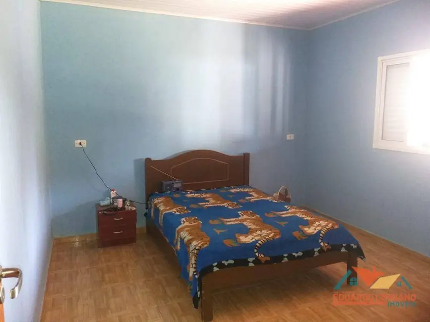 Chácara com 3 quartos à venda, 30000m2 em Paraibuna - SP - imagem 7 Foto 7 de Chácara com 3 quartos à venda, 30000m2 em Paraibuna - SP