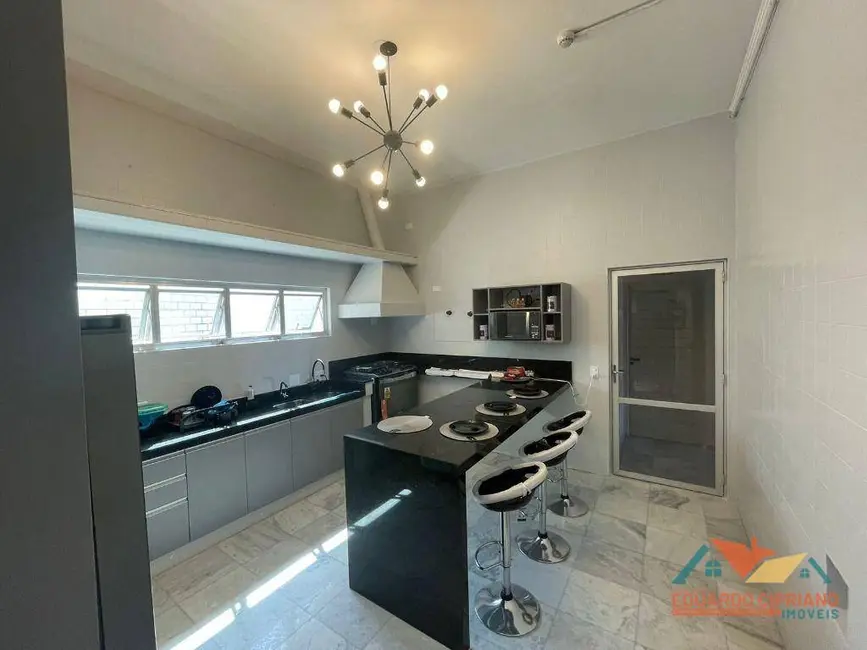 Foto 4 de Hotel / Motel com 13 quartos à venda e para alugar, 15000m2 em Praia das Palmeiras, Caraguatatuba - SP