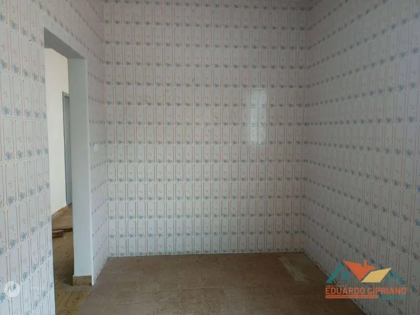Foto 4 de Sala Comercial para alugar, 402m2 em Centro, Caraguatatuba - SP
