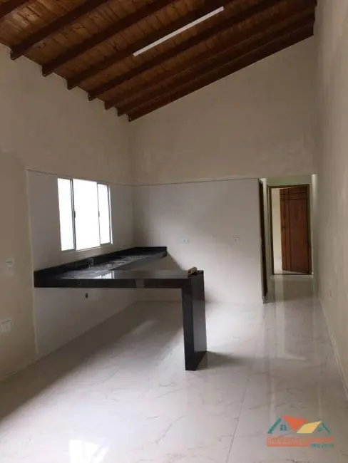 Foto 7 de Casa com 2 quartos à venda, 150m2 em Praia das Palmeiras, Caraguatatuba - SP