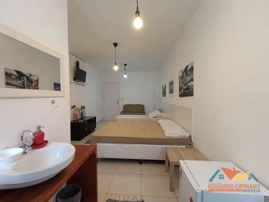 Foto 6 de Apartamento com 1 quarto para alugar, 30m2 em Centro, Caraguatatuba - SP
